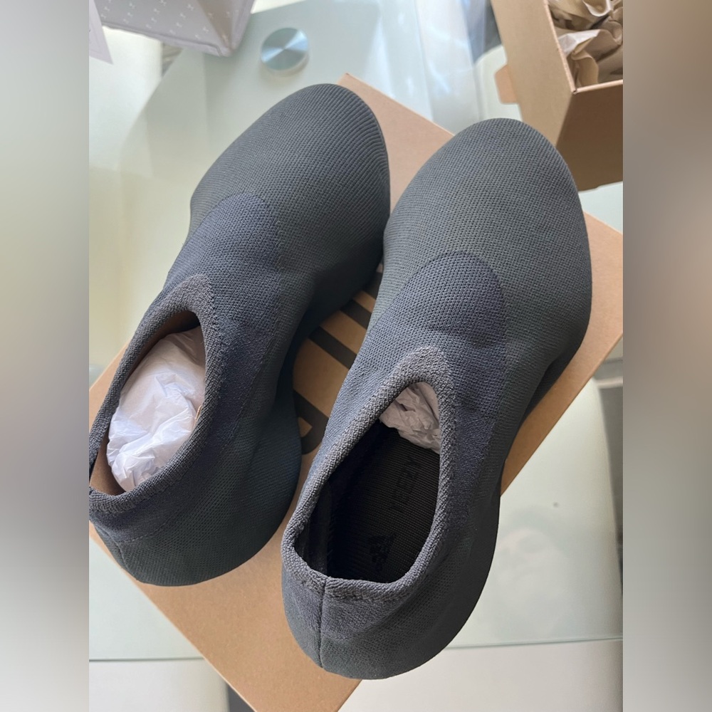 YZY KNIT RNR - Picture 6 of 7